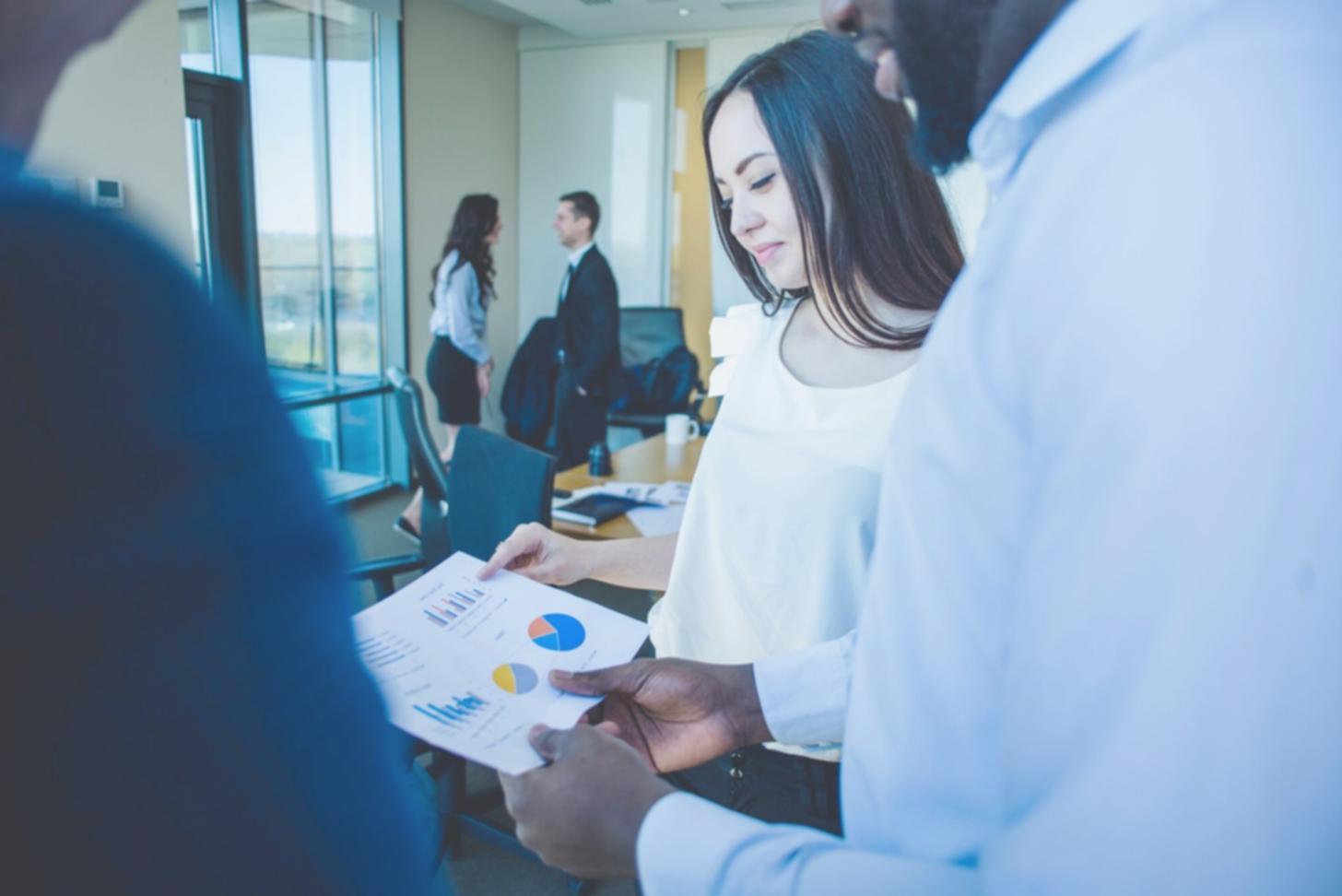 Session de formation sur les stratégies d'épargne et d'investissement personnel